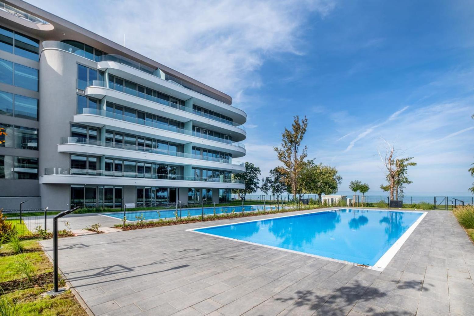Myflat Wave 36 Suite Siofok Exterior photo